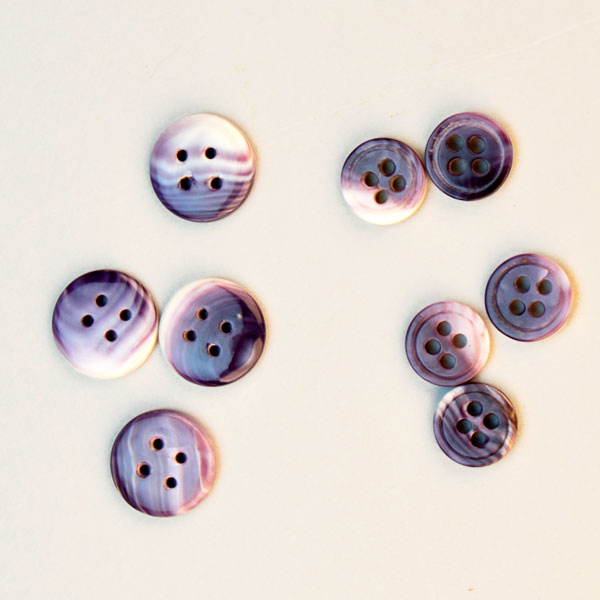 Wampum Buttons & Conchos 4 hole buttons 2 sizes
