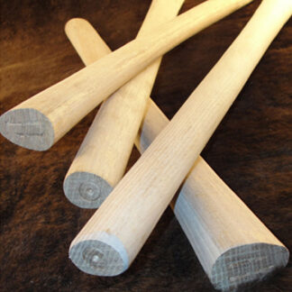 Throwing Tomahawks Extra Handles