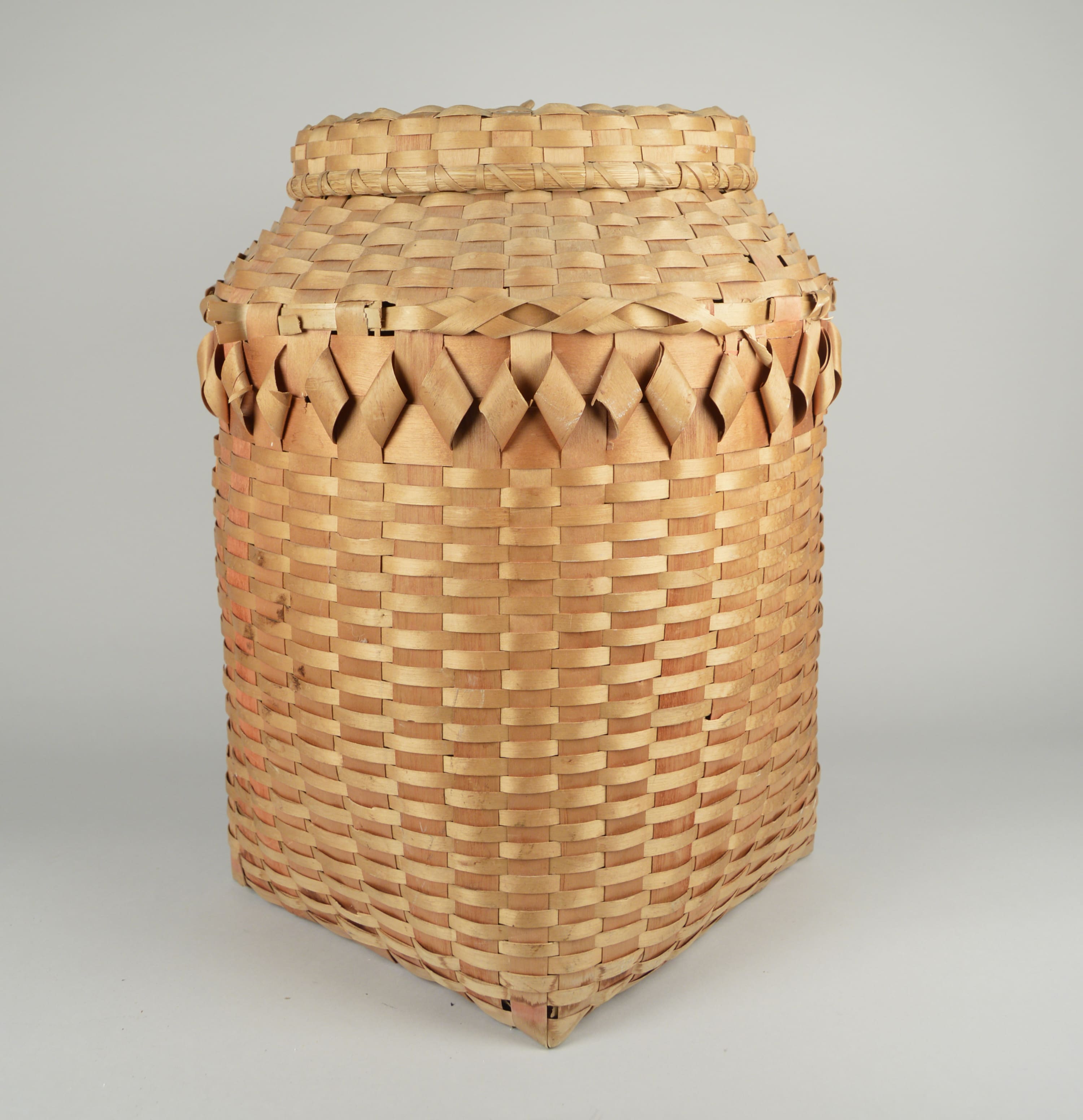 Basket - Large Ash with Lid