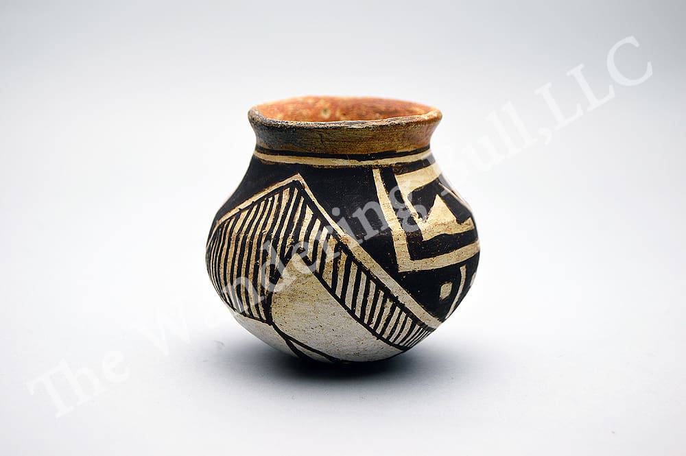 Pottery Antique Acoma with Red Lip