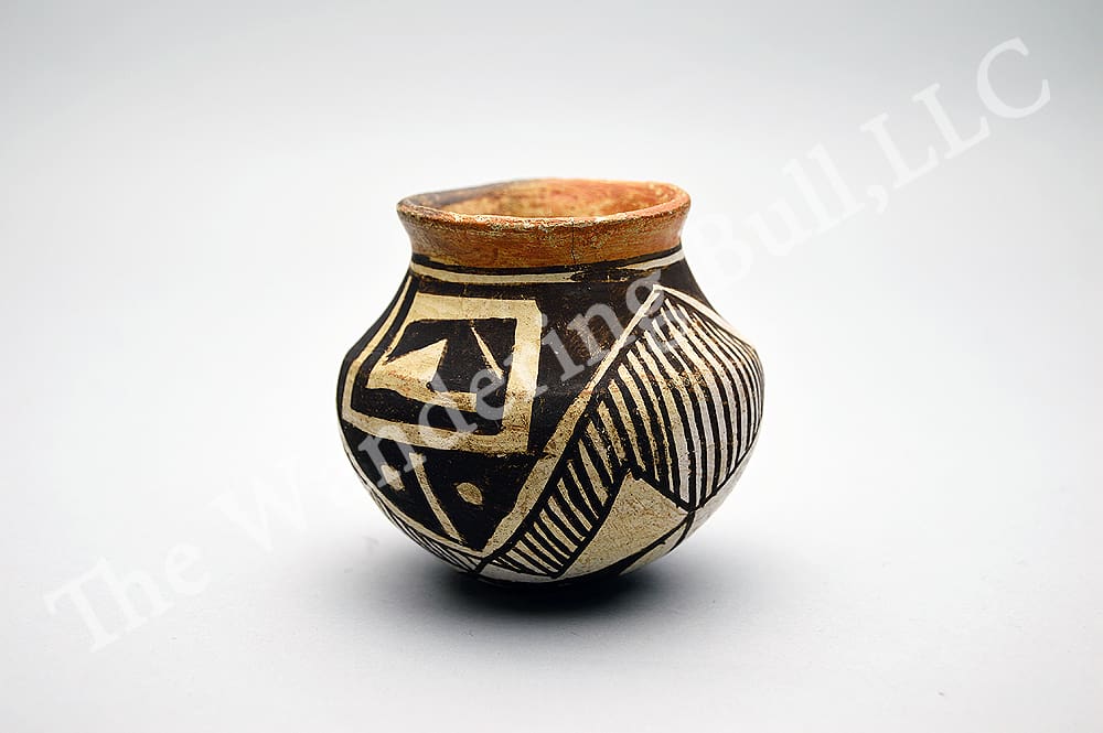Pottery Antique Acoma with Red Lip