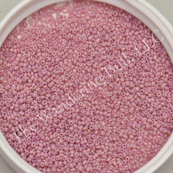 14/0 Cheyenne Pink Italian Seed Beads
