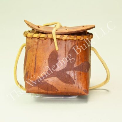 Birchbark Basket with Etched Daisy