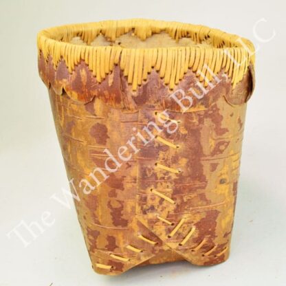 Birchbark Container Scalloped Edging end