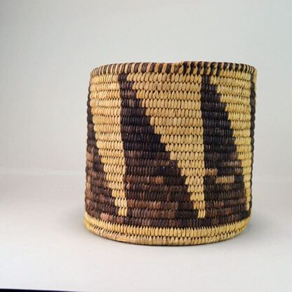 Basket Papago Style 7" Round