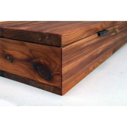 Cedar Feather Box corner