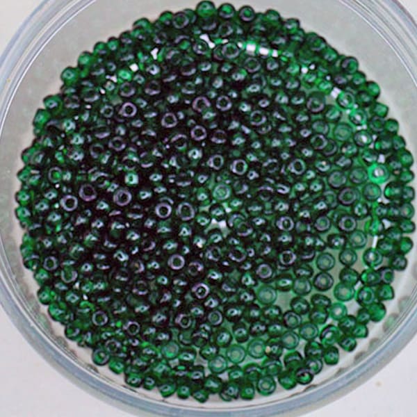10/0 Vintage Cheyenne Green Seed Beads