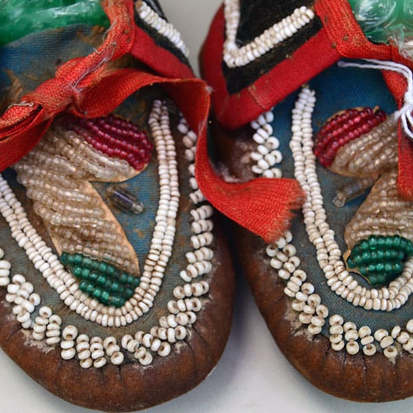 Moccasins Antique Child's Iroquois Style vamps