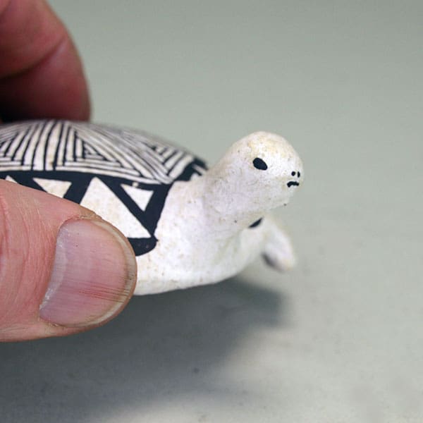 Hand painted Acoma pottery turtle. 2