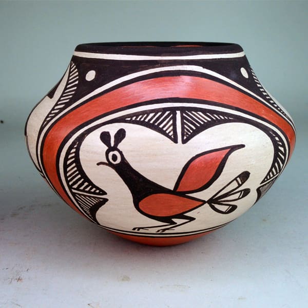 Pottery Lois Medina