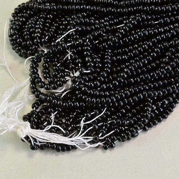 10/0 Black Seed Beads