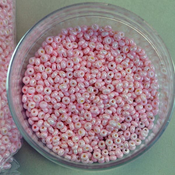 Italian Seed Beads Pink