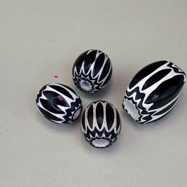 Chevron Black and White Beads