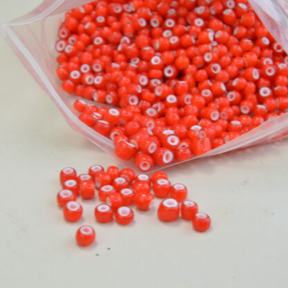 Beads White Center Red