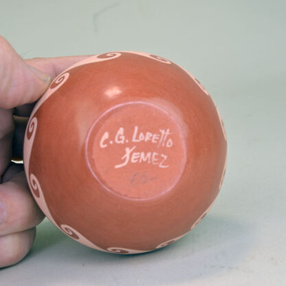 Pottery Red Clay bottom signature