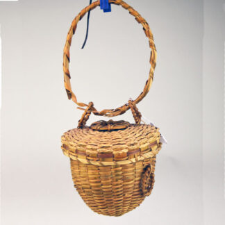 Basket Vintage Acorn