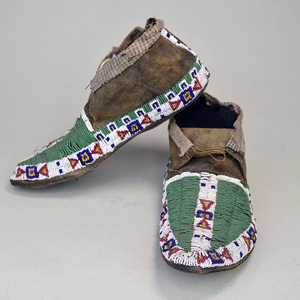 Plains Fully Beaded Moccasins Fabric Trimmed