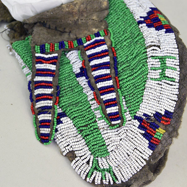 Beaded Men's Vintage Moccasins