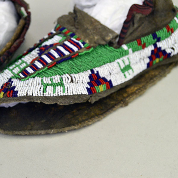 Beaded Men's Vintage Moccasins