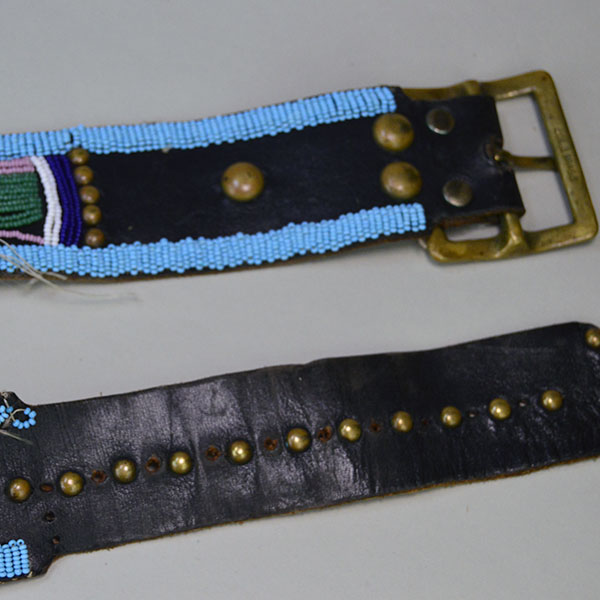 Belt Vintage Crow Style Beaded in Blue with tacks.