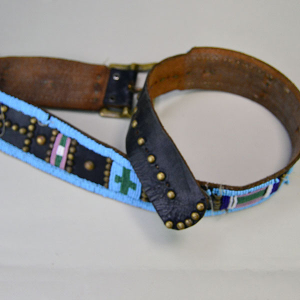Belt Vintage Crow Style Beaded in Blue with tacks.