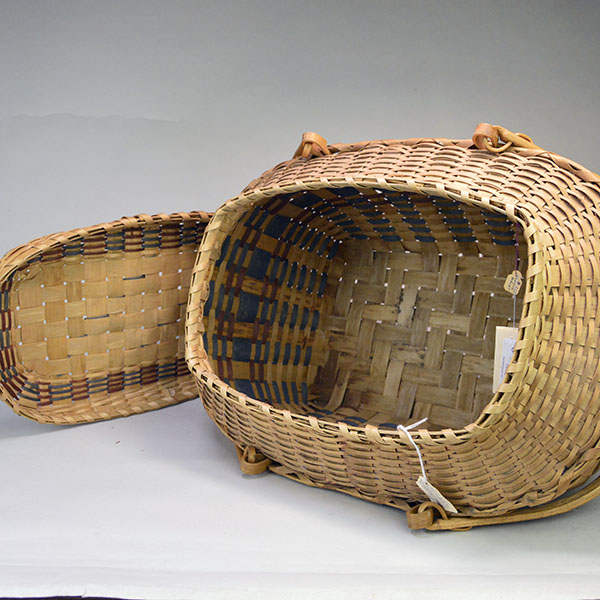 Basket- Large Ash Picnic with lid. basket stands 11"high with the lid on (not including the handle) and measures an impressive 22" long by 15" wide. inside of the basket and top.