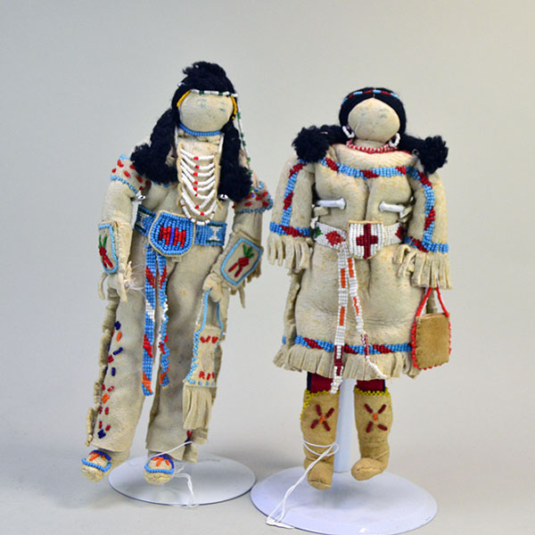 Dolls- Northern Plains Set Dolls- Northern Plains Set