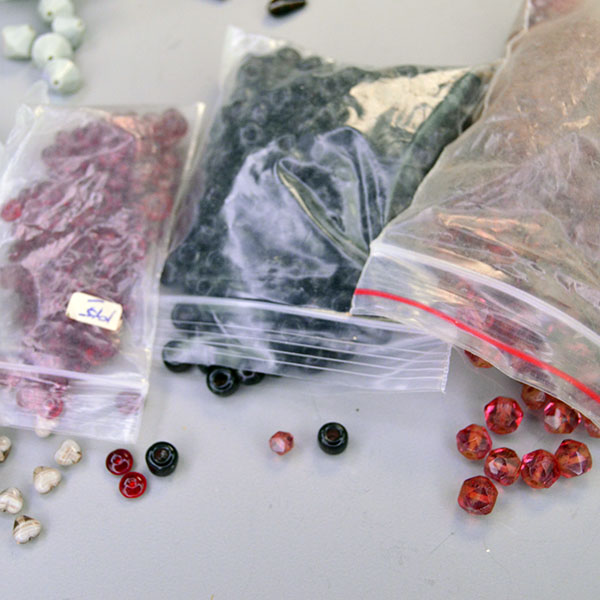 38‑oz Bead Lot- Assorted Glass Beads mix featuring heart, diamond, round, and teardrop shapes—perfect for jewelry and craft projects. one of a Kind. More round shaped beads.